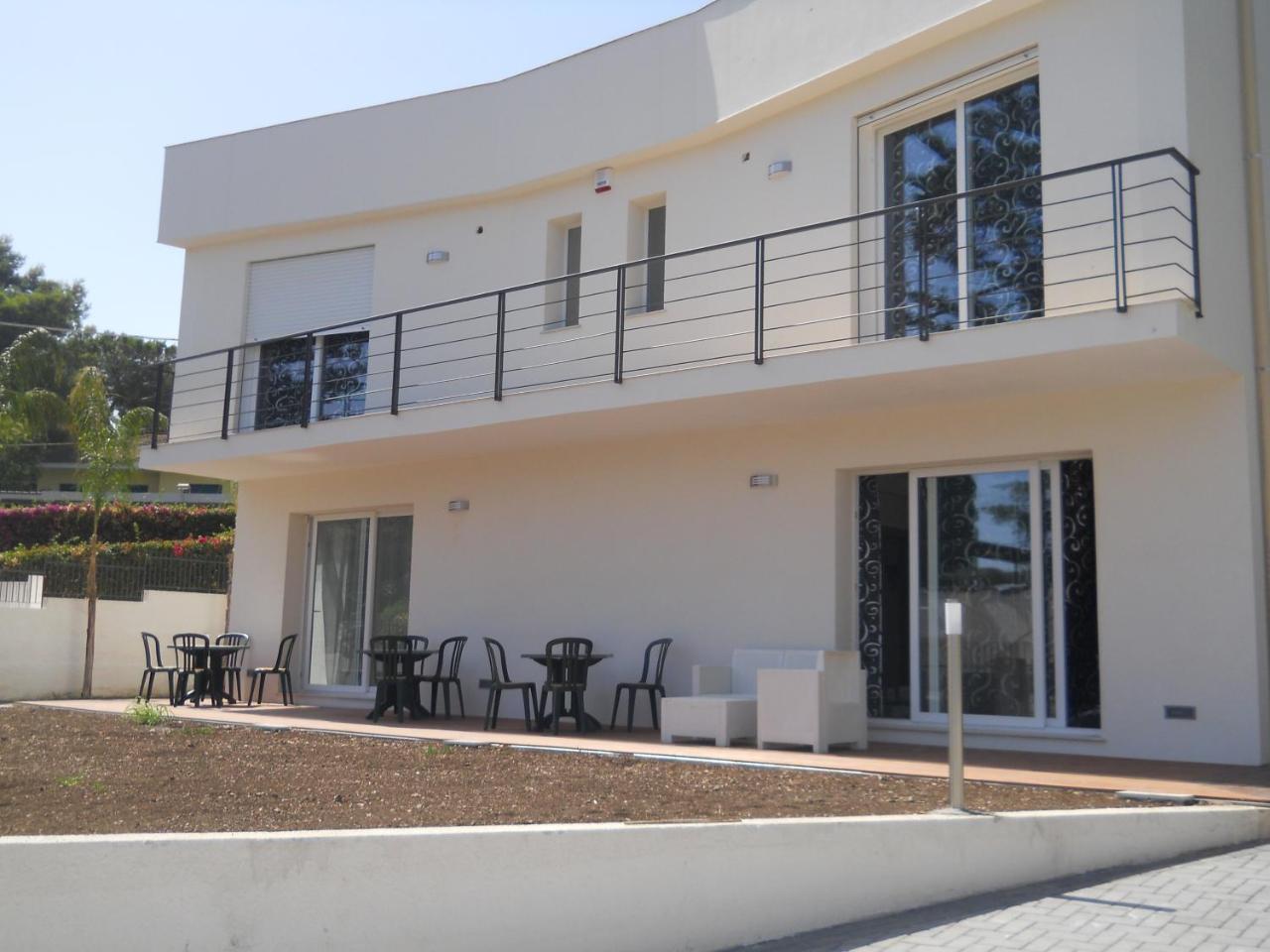 White Beach Beb Fontane Bianche Exterior photo